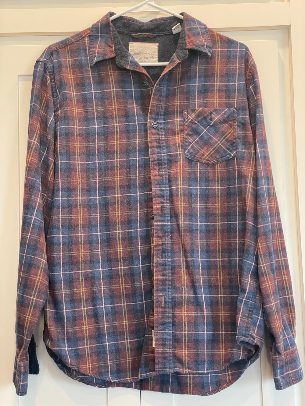 Weatherproof Vintage Plaid long sleeve flannel button up men's Med